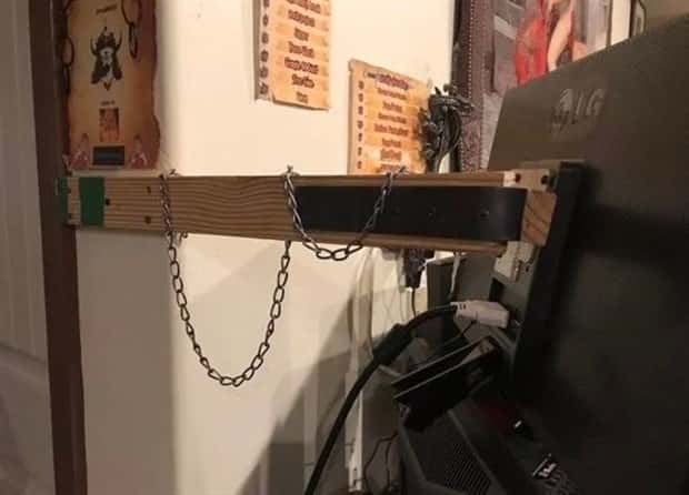 Ingenious Low Budget Fixes #21 (24 photos)