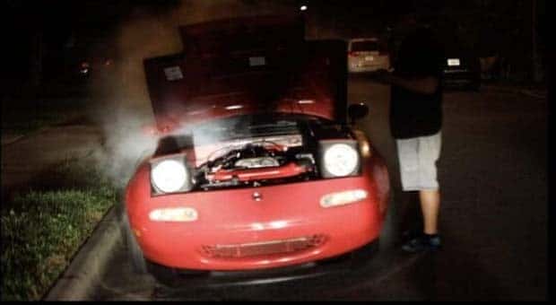 funny mazda miata 25 Funny Mazda Miata Moments (32 photos)