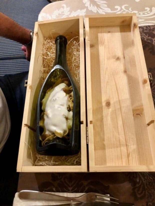 Very Strange Food Serving #22 (22 photos)