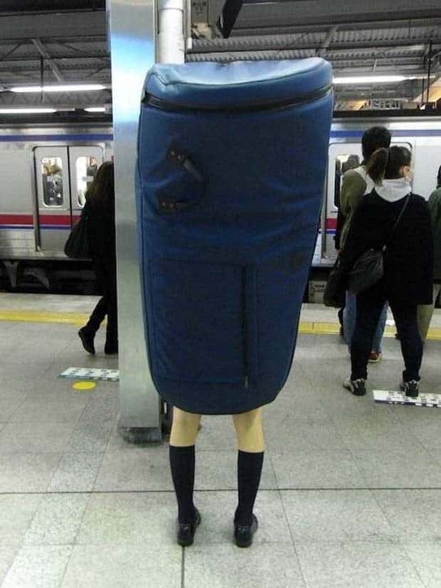 strange subway moments 1 Strange Yet Fascinating Subway Moments (25 photos)