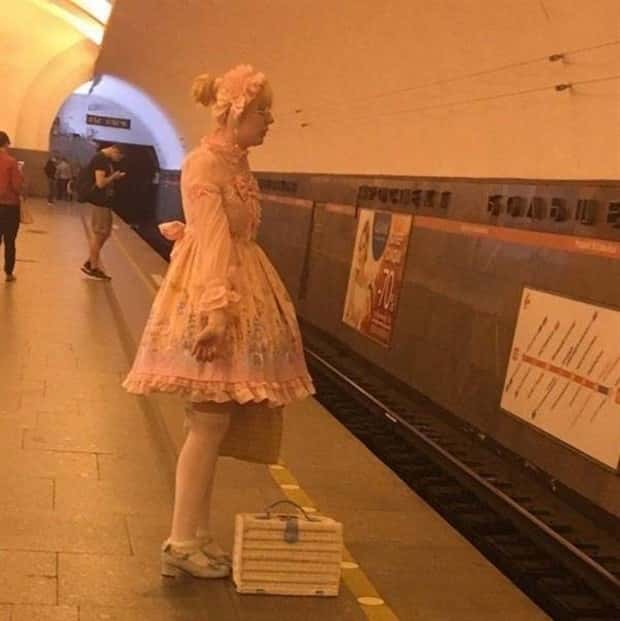 strange subway moments 18 Strange Yet Fascinating Subway Moments (25 photos)