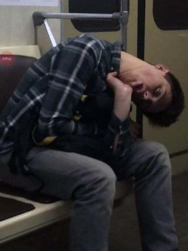 strange subway moments 5 Strange Yet Fascinating Subway Moments (25 photos)