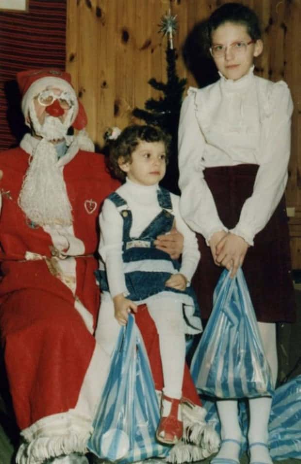 Unsettling Santas from the Past (23 photos)