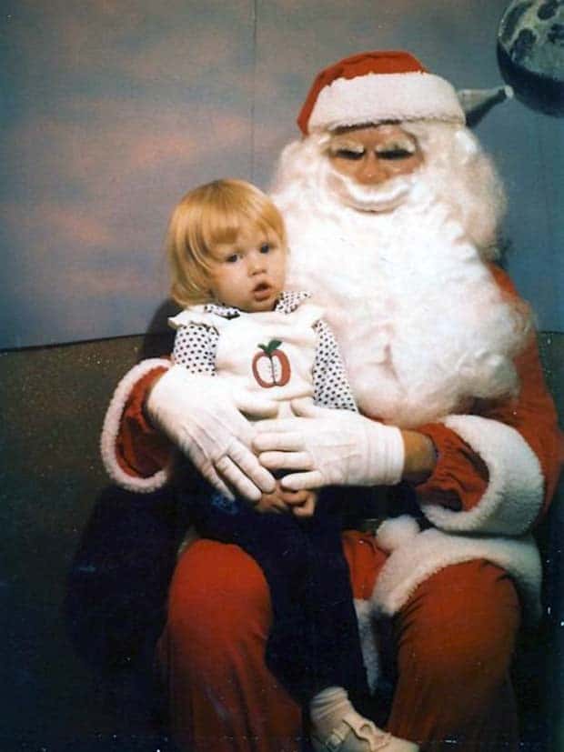 Unsettling Santas from the Past (23 photos)