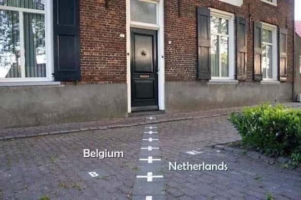Curious Borders Between Countries (24 photos)