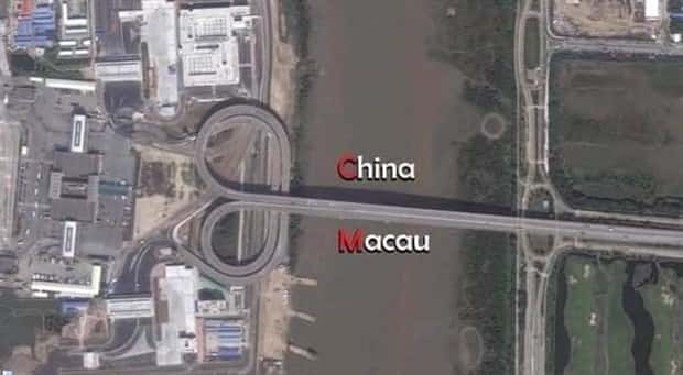 Curious Borders Between Countries (24 photos)