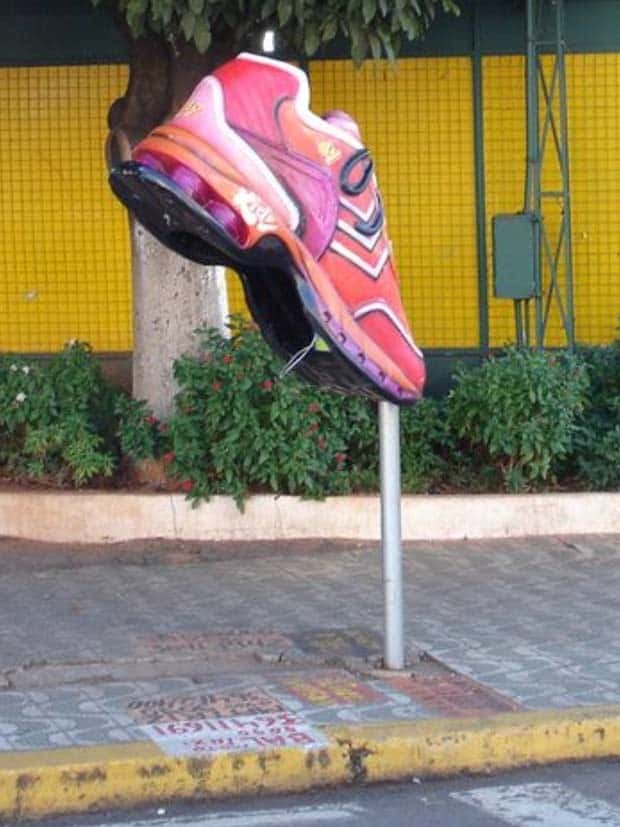 Unique and Abstract Payphone Designs (42 photos)