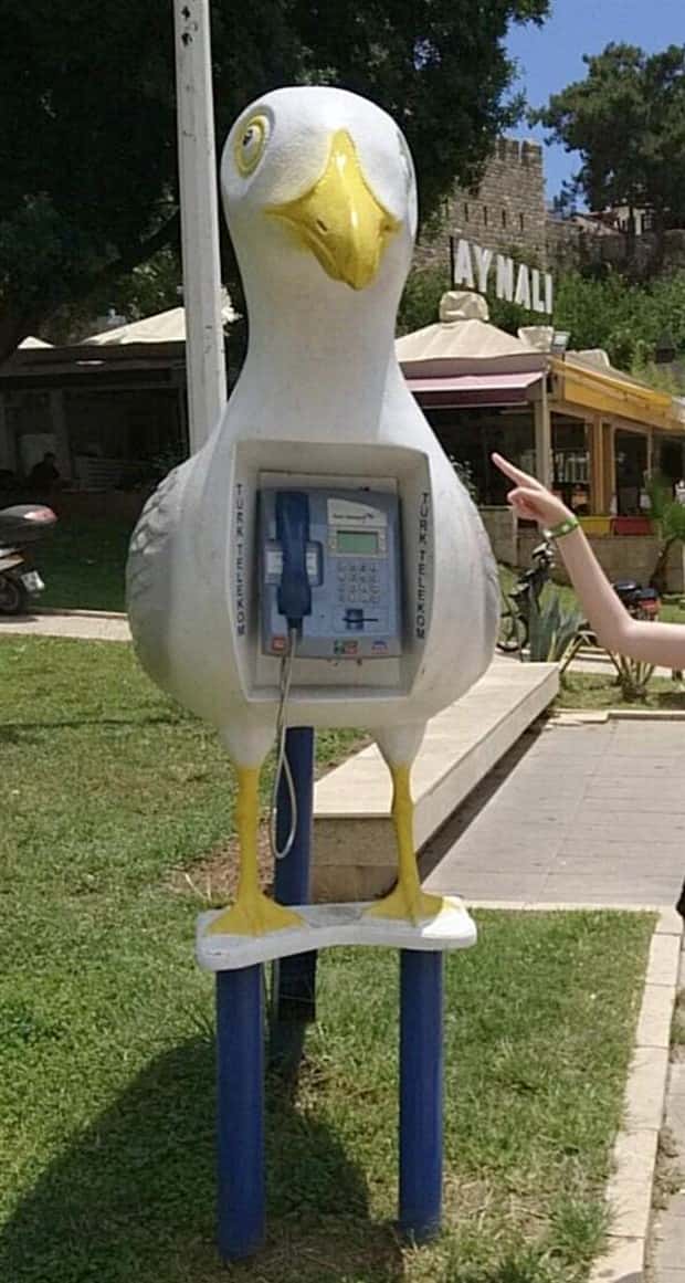 Unique and Abstract Payphone Designs (42 photos)