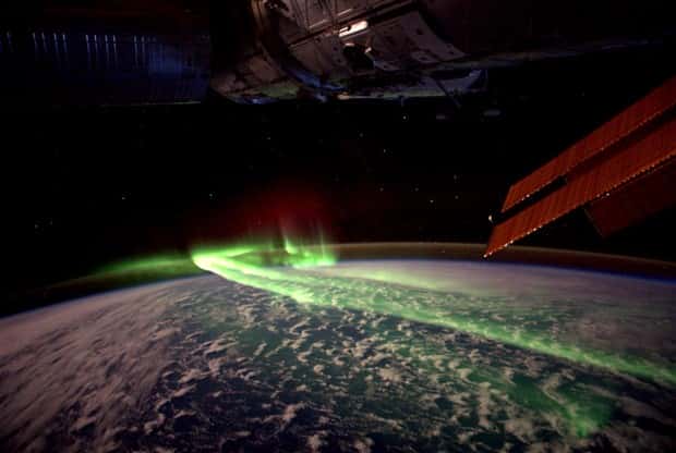 aurora borealis from orbit 7 Spectacular Aurora Borealis Captured From Orbit (27 photos)
