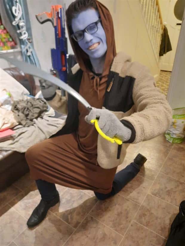 avatar cosplayers 12 Avatar Cosplayers Who Gave It Their All But… (28 photos)