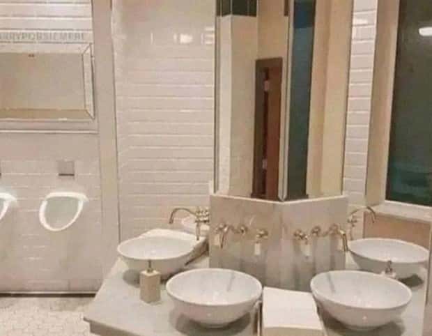 construction fails 16 Laugh Worthy Construction Fails #26 (26 photos)