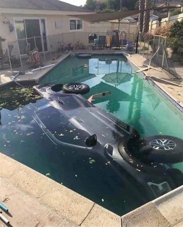 driving fails 1 Insane Driving Fails #23 (26 photos)