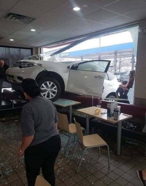 driving fails 10 Insane Driving Fails #23 (26 photos)