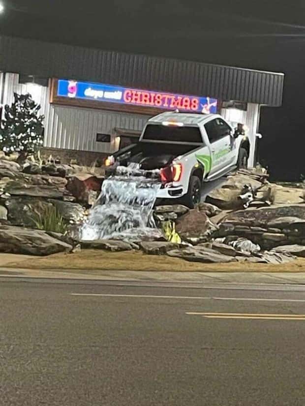 driving fails 20 Insane Driving Fails #23 (26 photos)