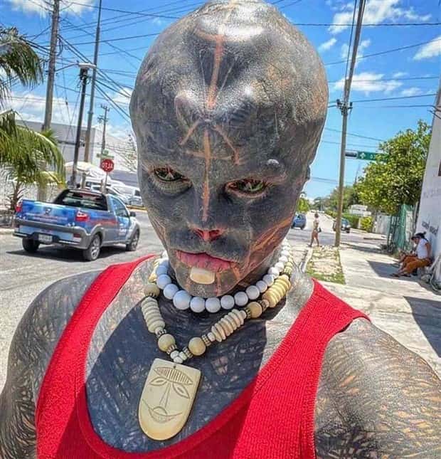 Heavily Tattooed and Pierced Freaks #29 (23 photos)