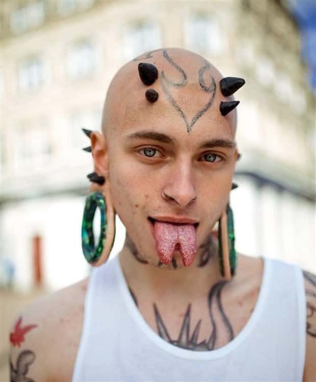 Heavily Tattooed and Pierced Freaks #29 (23 photos)