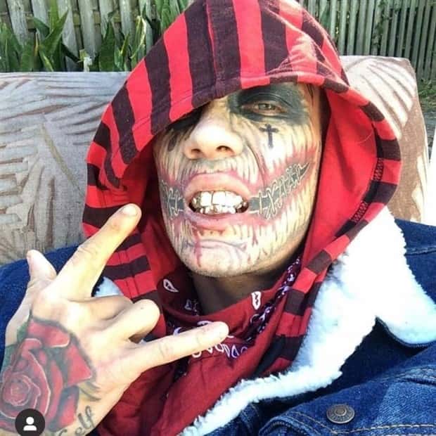 Heavily Tattooed and Pierced Freaks #29 (23 photos)