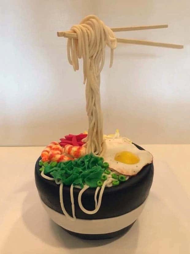 Unbelievably Realistic Cake Masterpieces (19 photos)