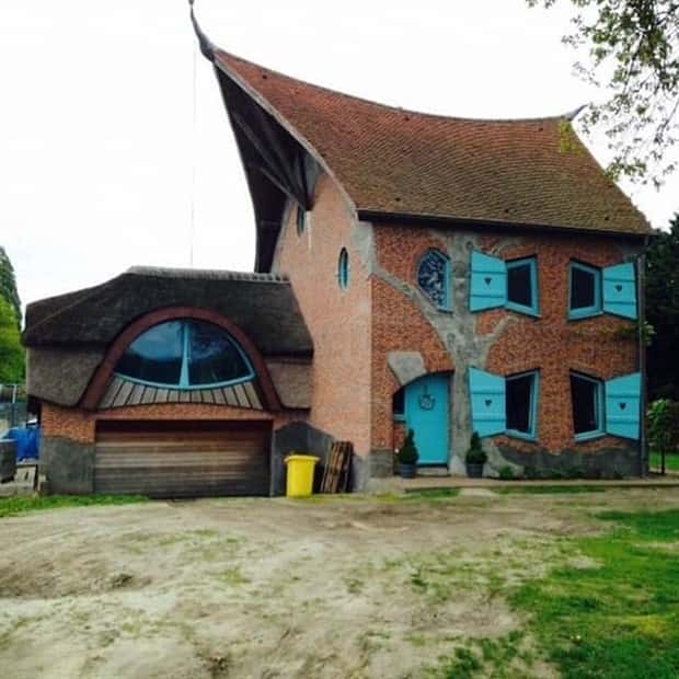 Ridiculously Strange Belgian Houses #10 (29 photos)