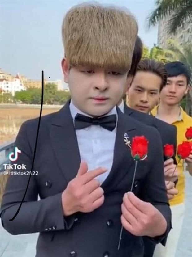 Strange Haircuts that Cannot Go Unnoticed #32 (24 photos)