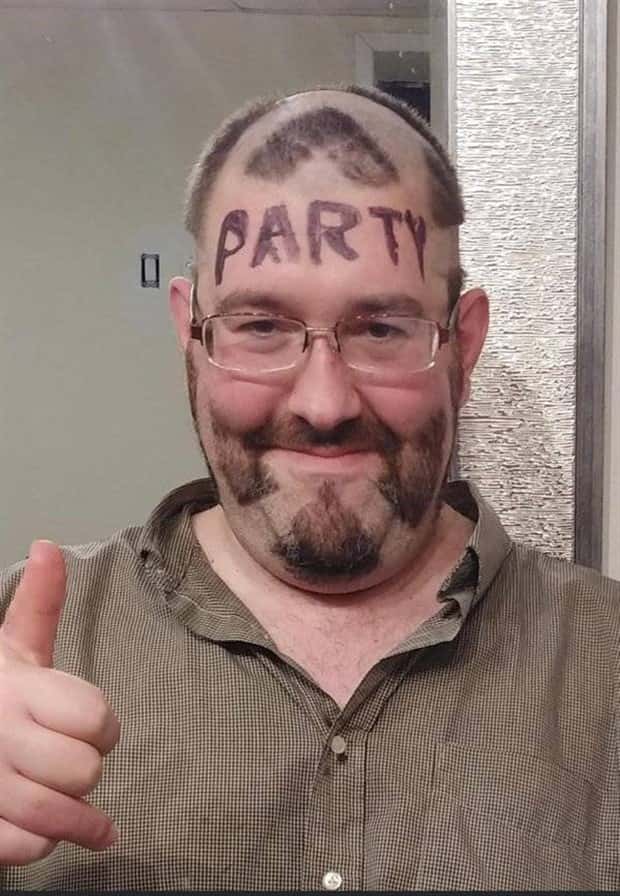 Strange Haircuts that Cannot Go Unnoticed #32 (24 photos)