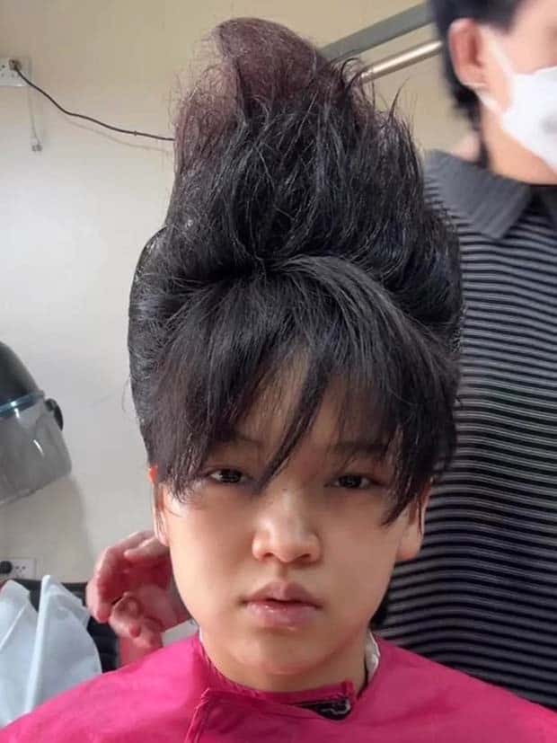 Strange Haircuts that Cannot Go Unnoticed #32 (24 photos)