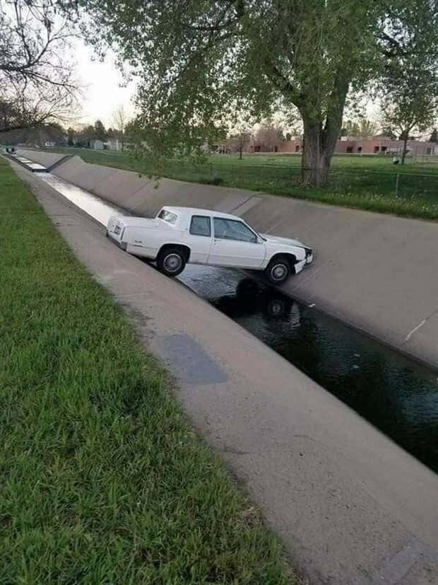 Insane Driving Fails #24 (22 photos)