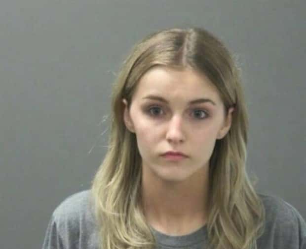 good looking criminal girls 19 Too Good Looking for a Mugshot (36 photos)
