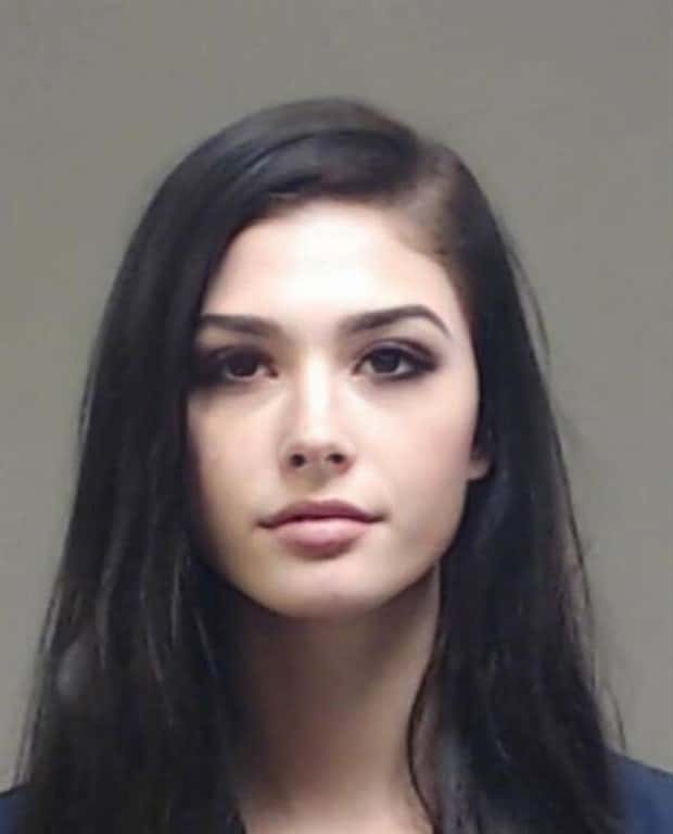 good looking criminal girls 27 Too Good Looking for a Mugshot (36 photos)
