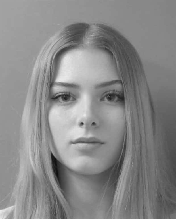 good looking criminal girls 31 Too Good Looking for a Mugshot (36 photos)