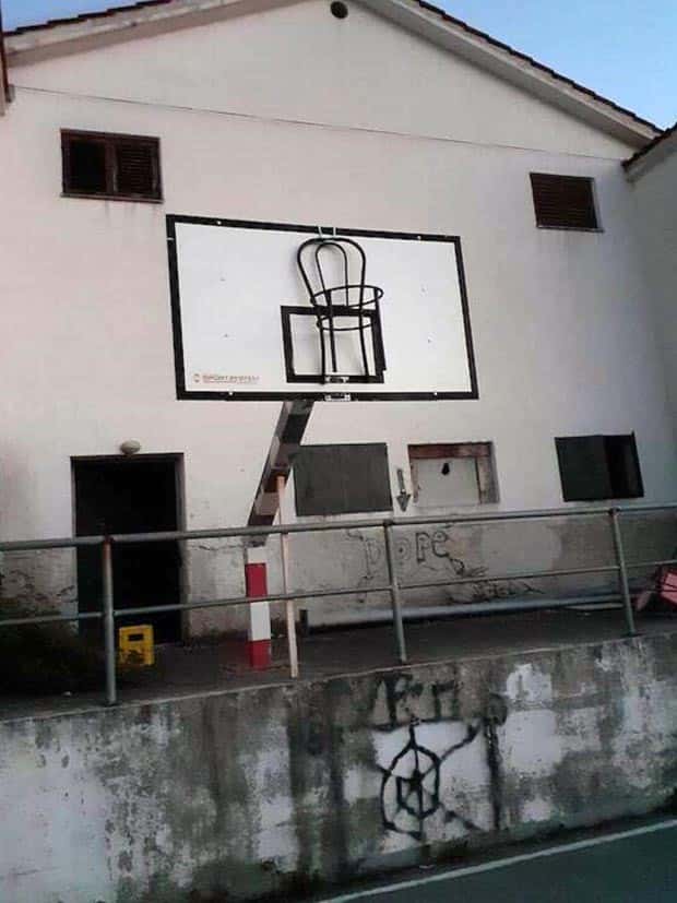 Quirky Redneck Engineering Brilliance (24 photos)