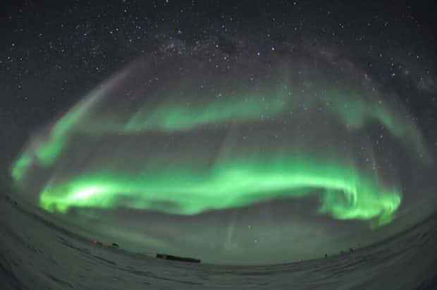 Spectacular Aurora Borealis Pictures That Stun (25 photos)