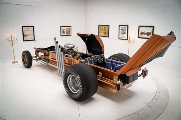 coffin car 6 Self Propelled Coffin Car Turns Heads (20 photos)
