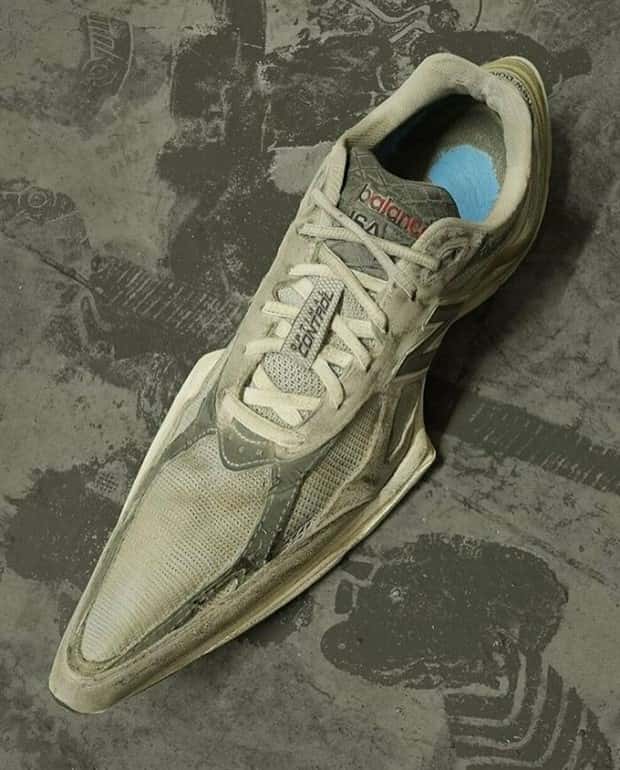 cringe worthy footwear 1 Cringe Worthy Footwear That Shouldn’t Exist (24 photos)