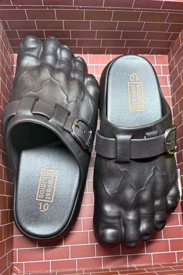 cringe worthy footwear 24 Cringe Worthy Footwear That Shouldn’t Exist (24 photos)