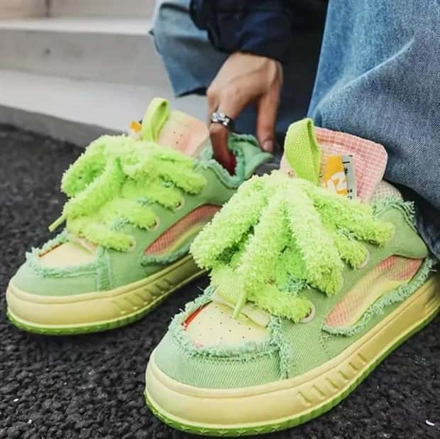 cringe worthy footwear 7 Cringe Worthy Footwear That Shouldn’t Exist (24 photos)