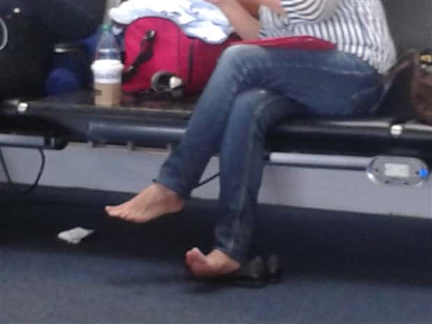 feet in public 1 People Showing Off Their Feet in Public (27 photos)