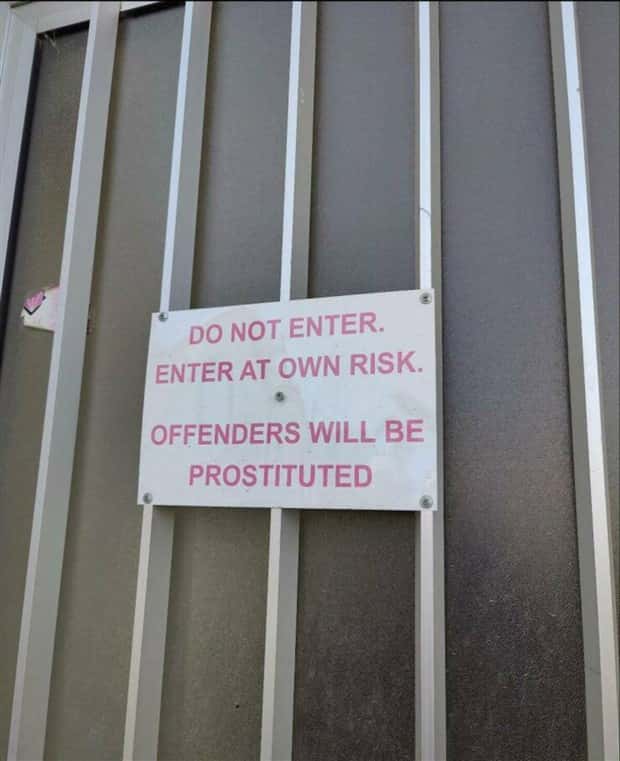 Funny Signs that Will Leave You Perplexed #15 (23 photos)