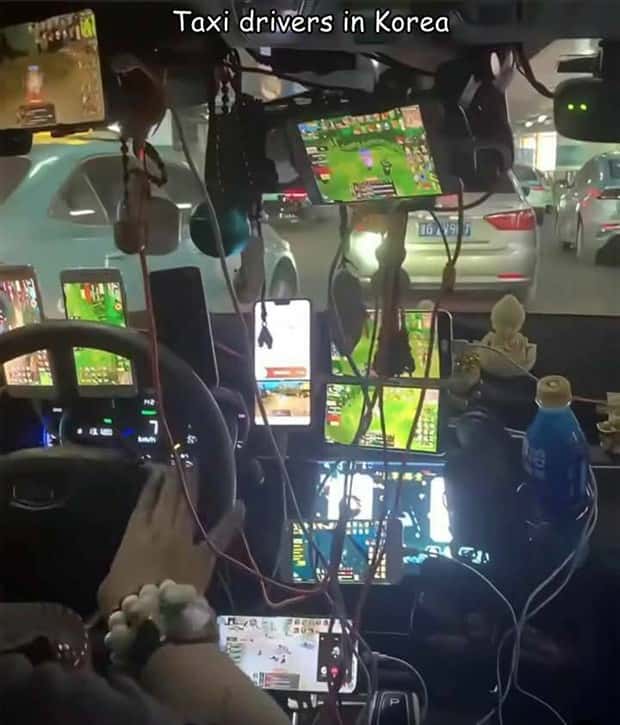 Interesting Pictures with Captions #151 (25 photos)