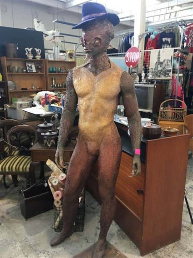 strange thrift store things 2 Strange Things Found in Thrift Stores #27 (25 photos)