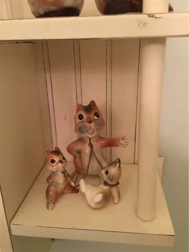 strange thrift store things 5 Strange Things Found in Thrift Stores #27 (25 photos)