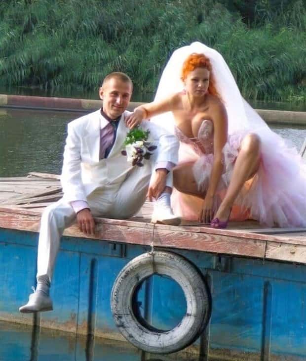 Wonderfully Eccentric Russian Wedding Photos (40 photos)