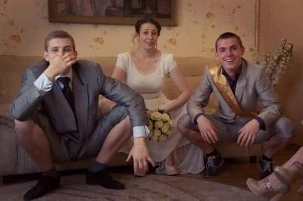 Wonderfully Eccentric Russian Wedding Photos (40 photos)