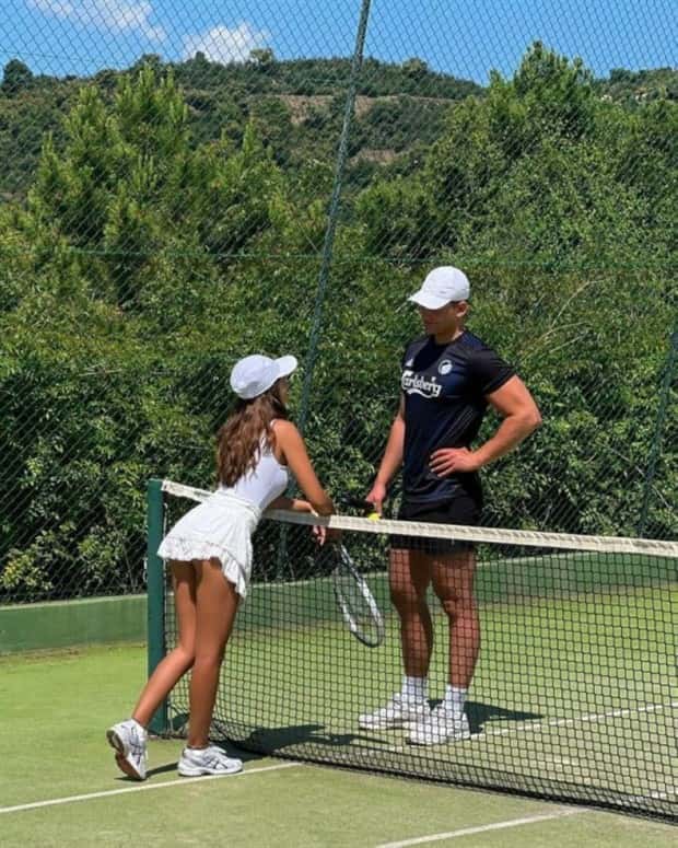 A Little Fun for Adults #403 (22 photos)