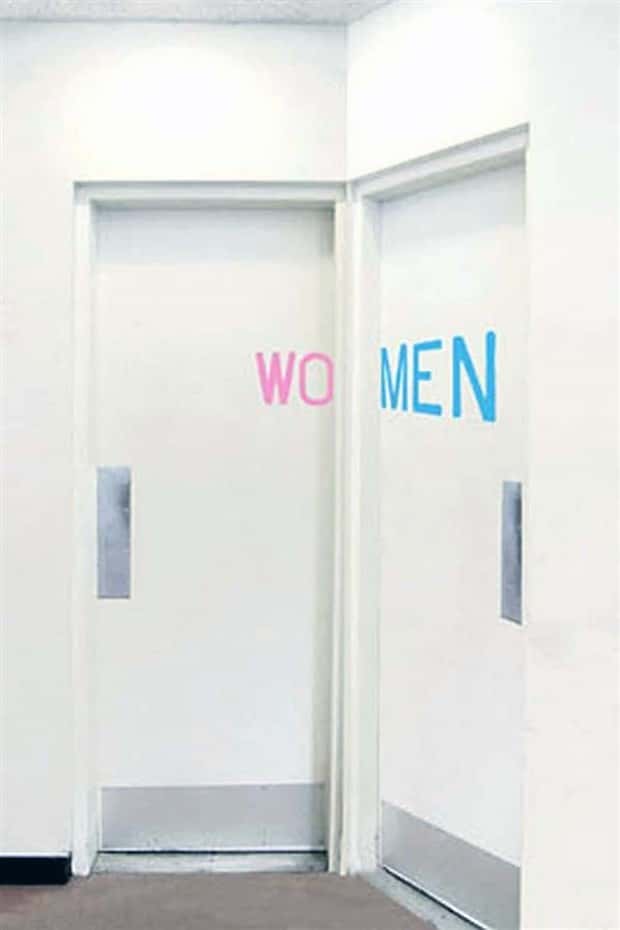 funny bathroom signs 1 Funny Bathroom Signs Found in Public (29 photos)