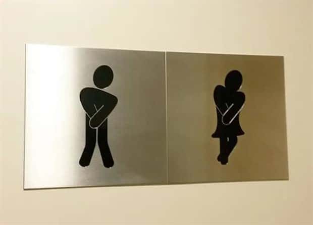 funny bathroom signs 12 Funny Bathroom Signs Found in Public (29 photos)