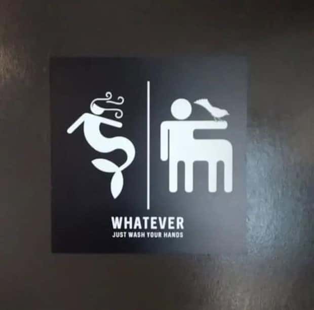 funny bathroom signs 8 Funny Bathroom Signs Found in Public (29 photos)