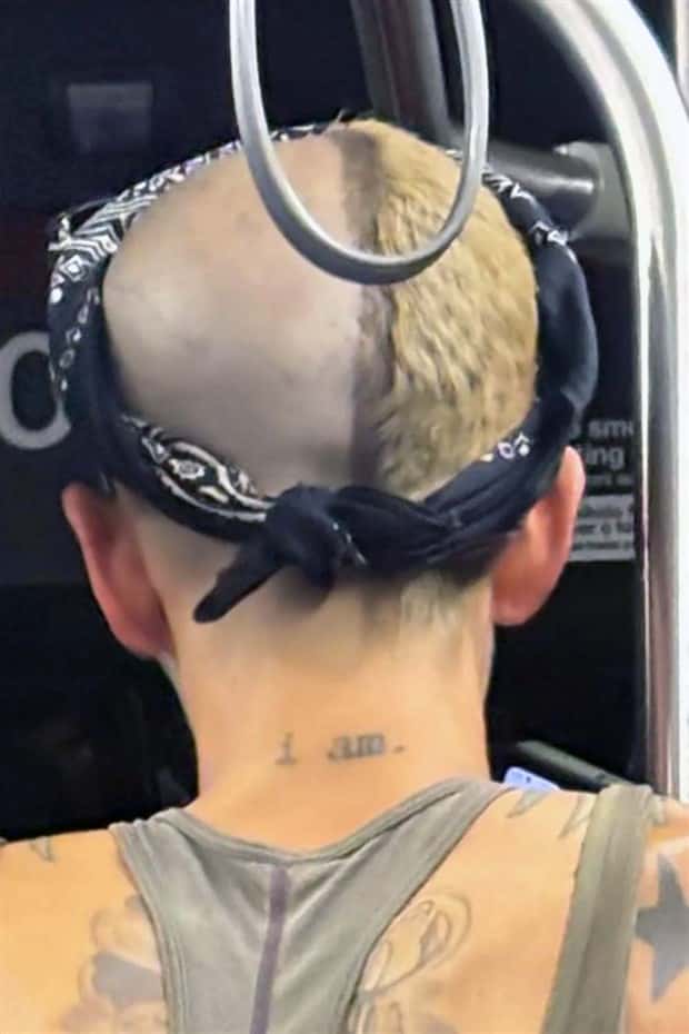 Strange Haircuts that Cannot Go Unnoticed #35 (21 photos)