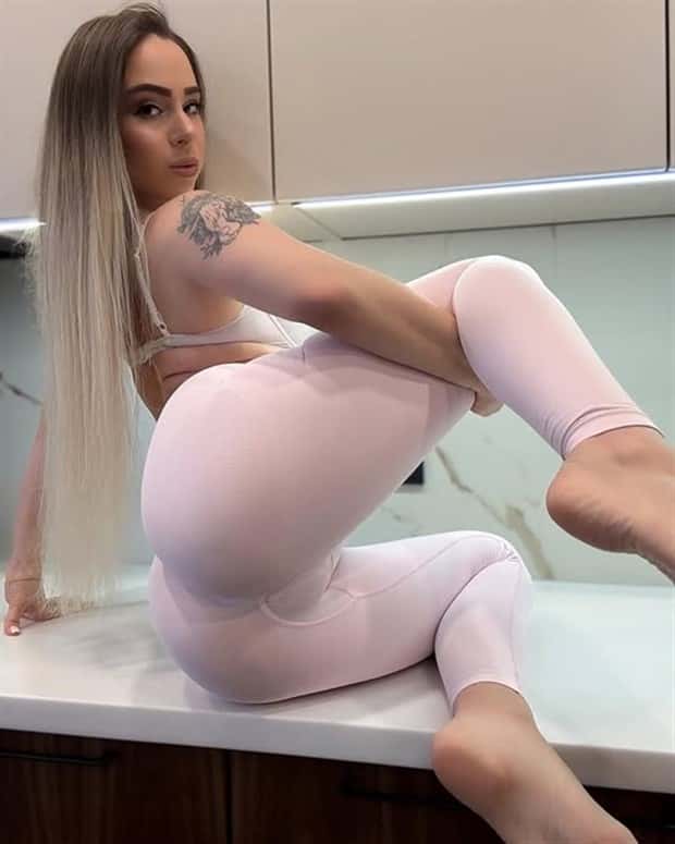 girls in yoga pants 5 Hot Girls in Yoga Pants #62 (20 photos)