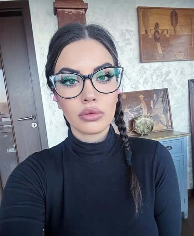 girls with glasses 7 Hot Girls with Glasses #27 (22 photos)